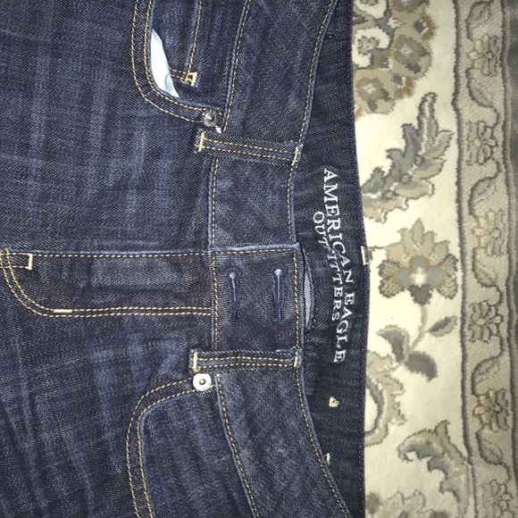 American Eagle Outfitter stretch crop - Picture 2 of 4